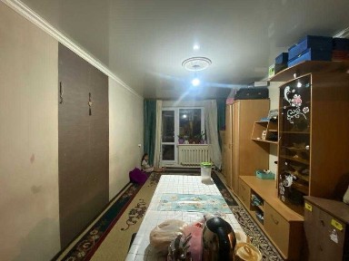 S Продам 2-х ком на 6 мкр 4/5 этаж, не угловая