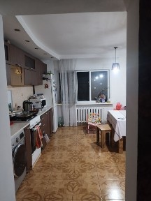 Продам квартиру дом с баней и гаражом