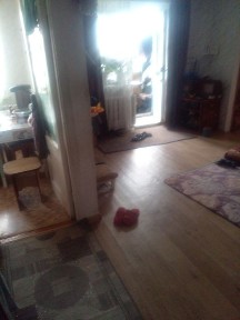 Продам двух комнатный квартиру