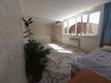 Продам дом в хорошем районе Алматы