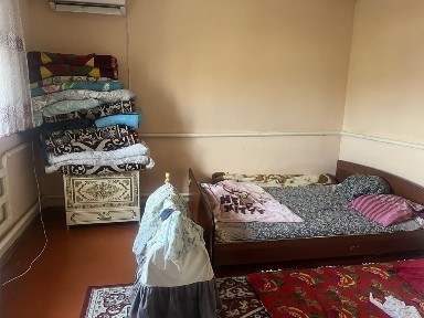 3 бөлмелі времянка 12сот жері және үлкен үйге фундамент