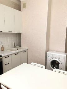 Квартира в центре 2 комнатная сырым датова