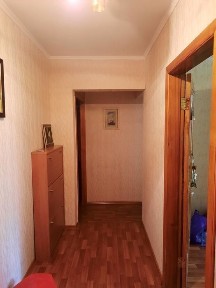 2-х комнатная улучшенная в центре Каирбаева 104 возле мечети