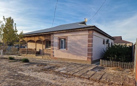 Жумыскер - 1, вдоль трассы/жол бойы