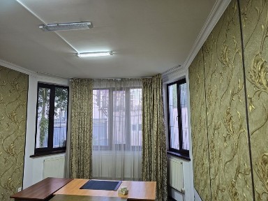 Сдам в аренду под офис в центре