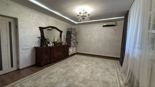 Орталықта орналасқан құтты квартира сатамыз