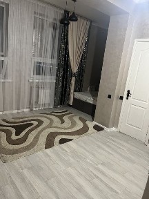 Сдаю квартиру на Толе би - Яссауи по часам