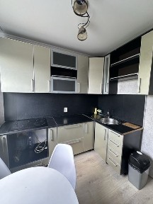 Продам 2-х комнатную квартиру в центре