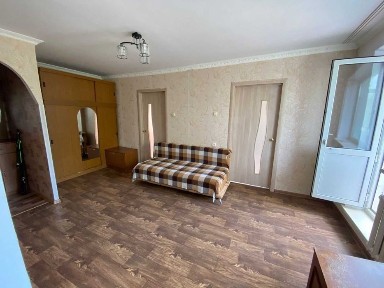 Продам 3х комнатную квартиру в 6 мрн 16 доме