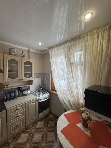 Продам квартиру 4х комн в центре города, пр. Абая