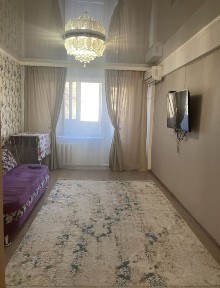 2-х комнатная квартира в центре. Абая