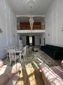 Продам коттедж в центре города ул Балуан Шолак