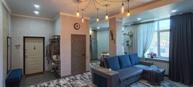 Продам 3-ех комнатную квартируЖК Famous Town