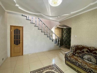 -Продам Шикарный дом на Правом берегу.