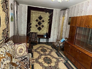 Теплая, уютная, хорошая квартира в центр города.