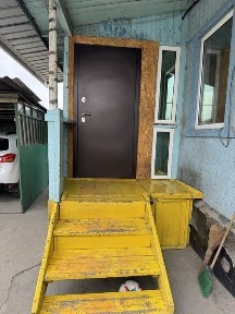 Продам дом, на трассе, можно под бизнесс.