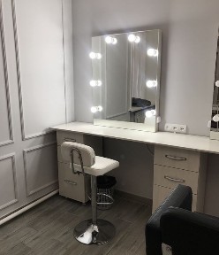 Сдам общий зал в салоне или на аренду рабочие места