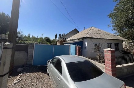 Срочно продается два дома