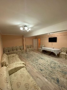 Трехкомнатная. Семь спальных мест.