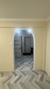 Продам трёхкомнатную квартиру с ремонтом