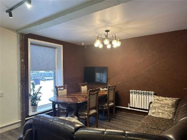 -Продам дом по Матросова. Свежий ремонт!