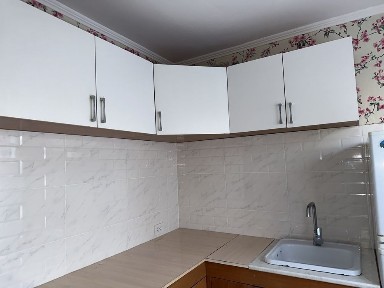 Продается 1ком кв в центре г. Кентау, 2этаж, не углавая