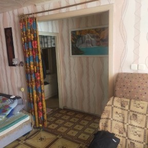 Продам 2 комнатную квартиру по адресу 3мкр 6 дом 1 этаж.