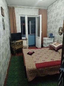 Квартира из трёх комнат, три лоджии, зимой теплая, неугловая