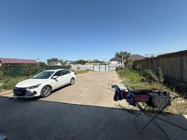 Продам дом. с Байтерек. 8 соток. 2 комнаты, кухня, санузел раздельный.