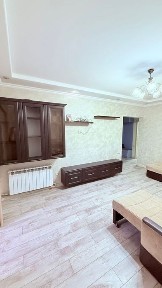 В центре города 3х комнатная