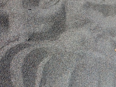 Балхаш с чел 5000 Боровое 5000 Чубар тюбек квартиры Астана 15000,доми