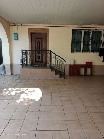 Сдаётся времянка в центре