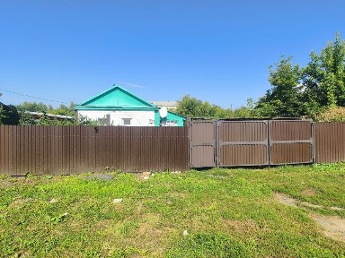 Продам домик в центре города