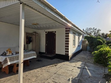 Дом в Кирпичном (ул. Старикова)