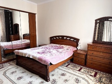 Продается Дом-квартира 5-комнатный на земле