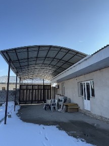 Продается дом со всеми мебелями расположение хорошее в центре города