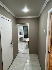 Продам 1 комн. Кв. На первом этаже по адр. Ауезова 15 кв 17