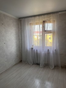 Продам квартиру район спутник (срочно торг)