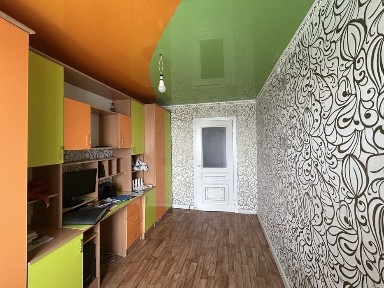 Срочно продаётся 3-х комнатная квартира