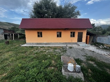 Продам дом 1 коктобе 10соток