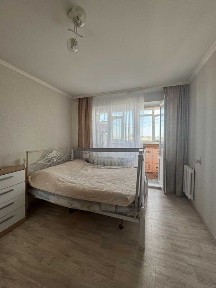 Продам 3-х комн. квартиру на 8 мкр