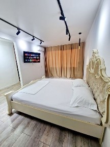 1комнатная LUX квартира по суточна по часова