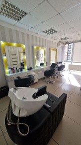 Аренда кресла парикмахера в салоне