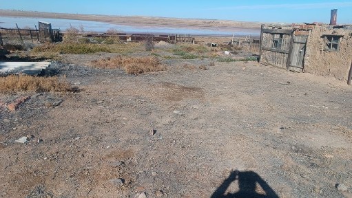 Шашубай поселке продается старый дом земельным участком. 3 комнат.