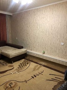 продается 1 комнатная квартира в район военный городок