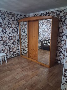 Сдам квартиру 1 комнатную долгосрочно. г. ШАХТИНСК.