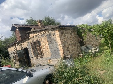 Продам, земельный участок 18 соток. в центре поселка