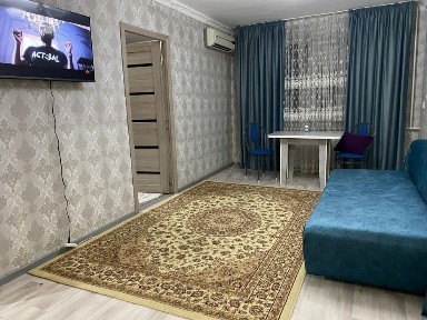 Посуточно Сдам 2 комнатную. Старая горбольница