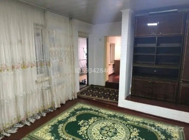 Продаётся пол дома на Гагарина Кабанбай батыра 243