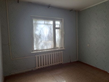 Срочно продам 3 комнатную квартиру